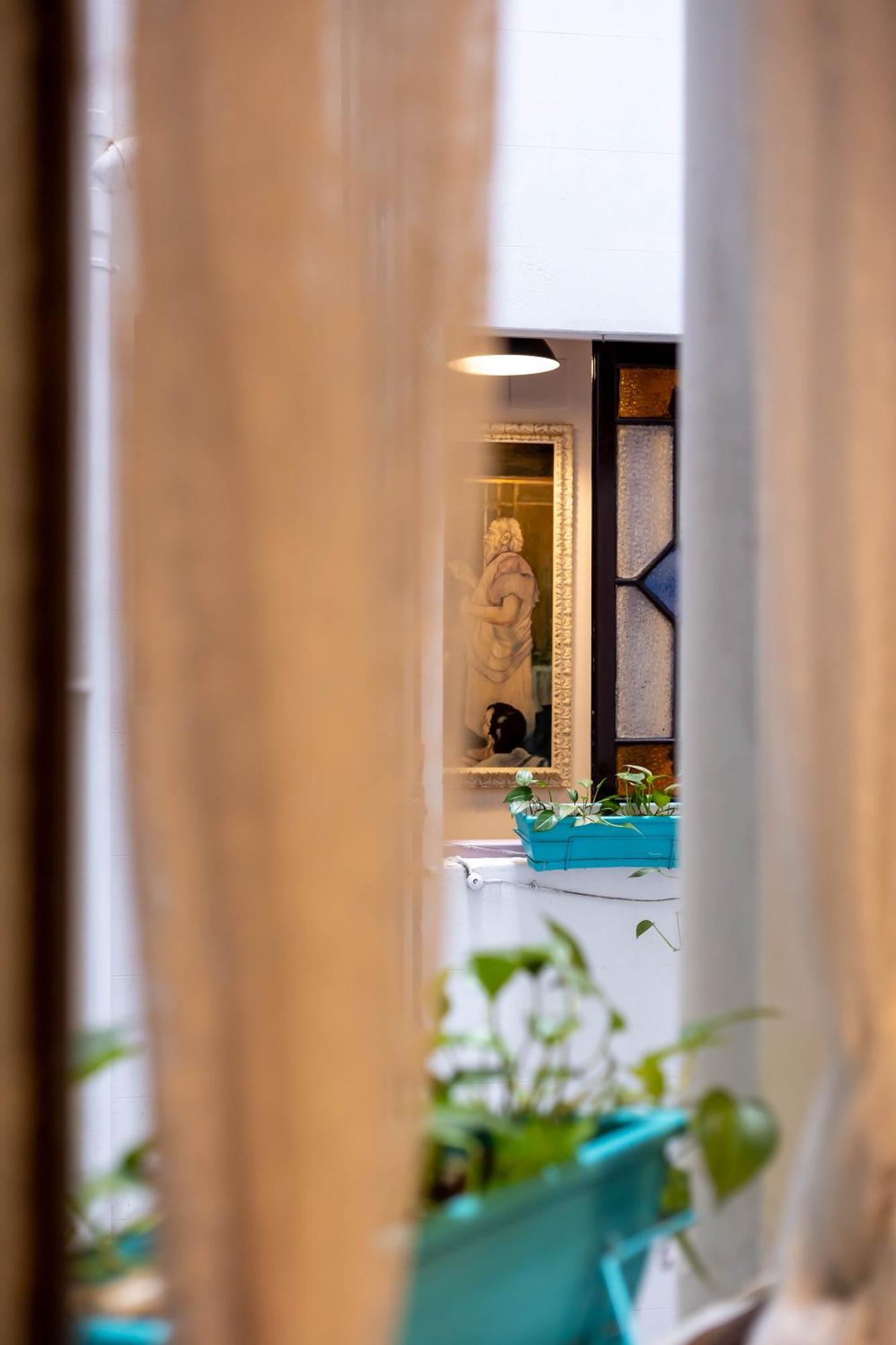 Primavera Hostel Барселона Экстерьер фото